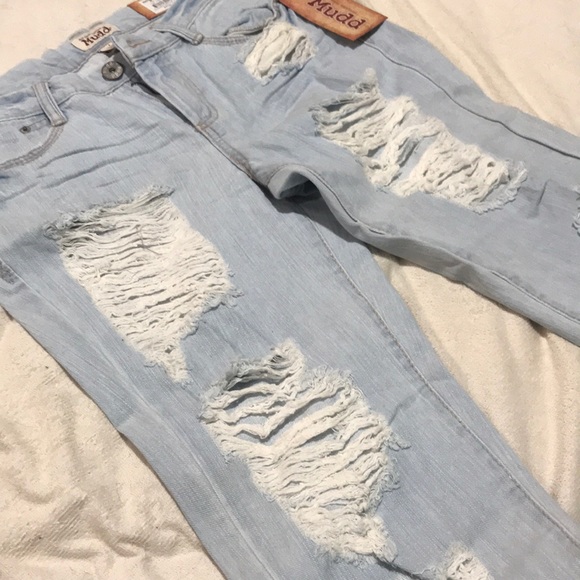 Ripped Jeans NEVER WORN - Picture 3 of 3